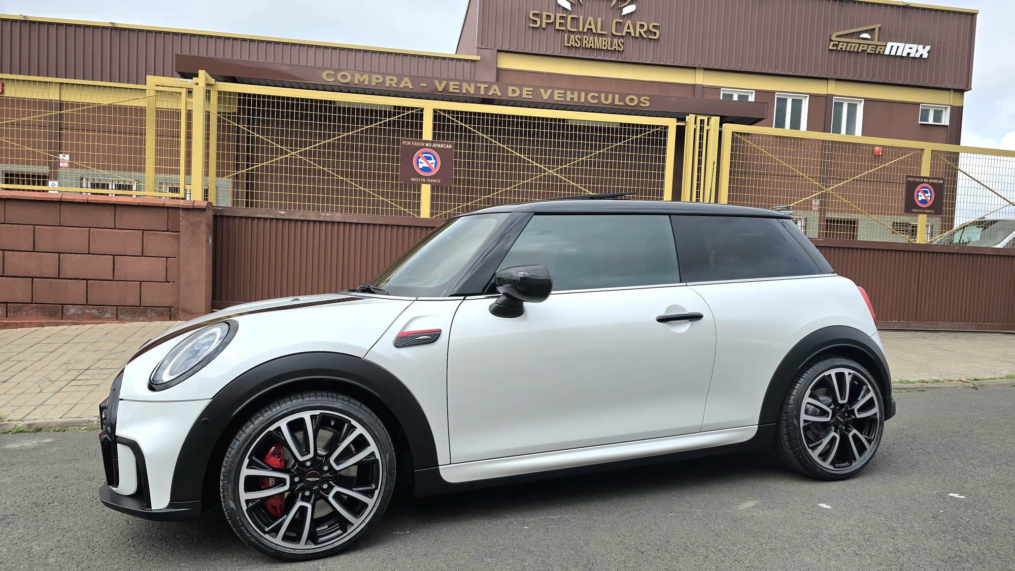 MINI JOHN COOPER WORKS 231CV