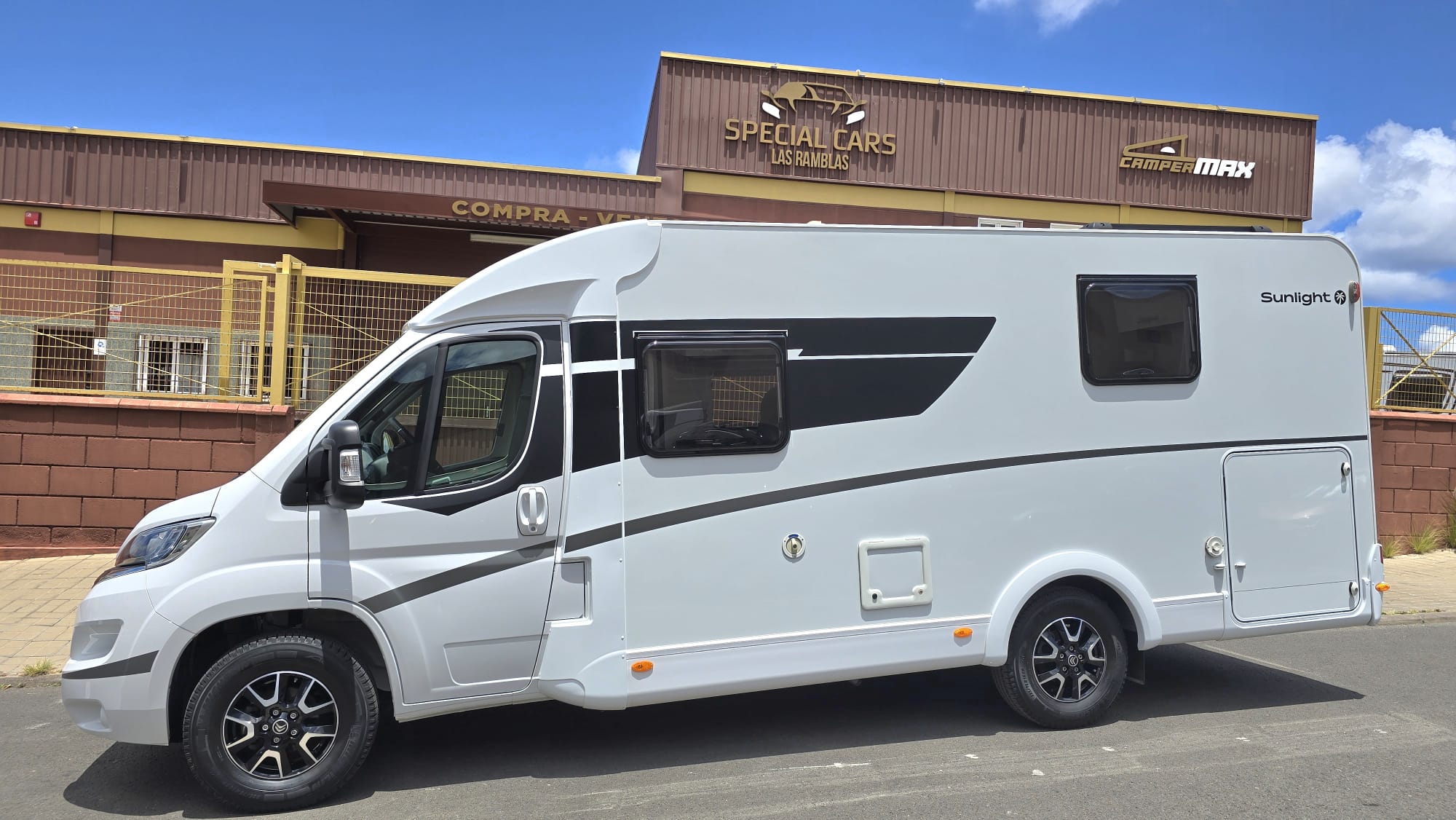 SUNLIGHT V69 ADVENTURE 140CV