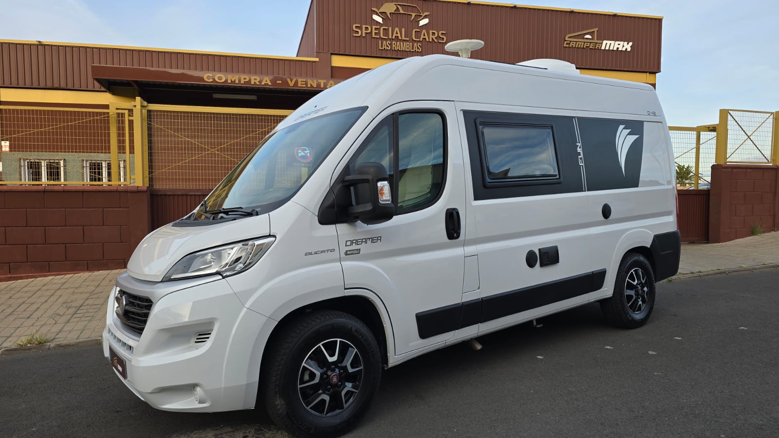 DREAMER D42 140CV